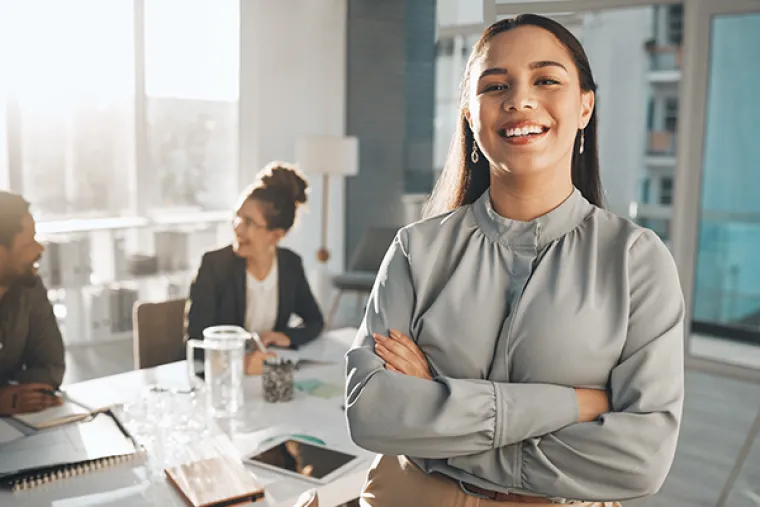 Smiling female Spanish/English Translator